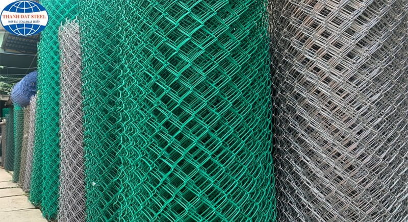 So sánh lưới B40 mạ kẽm và lưới B40 bọc nhựa: Sự khác biệt và ưu điểm